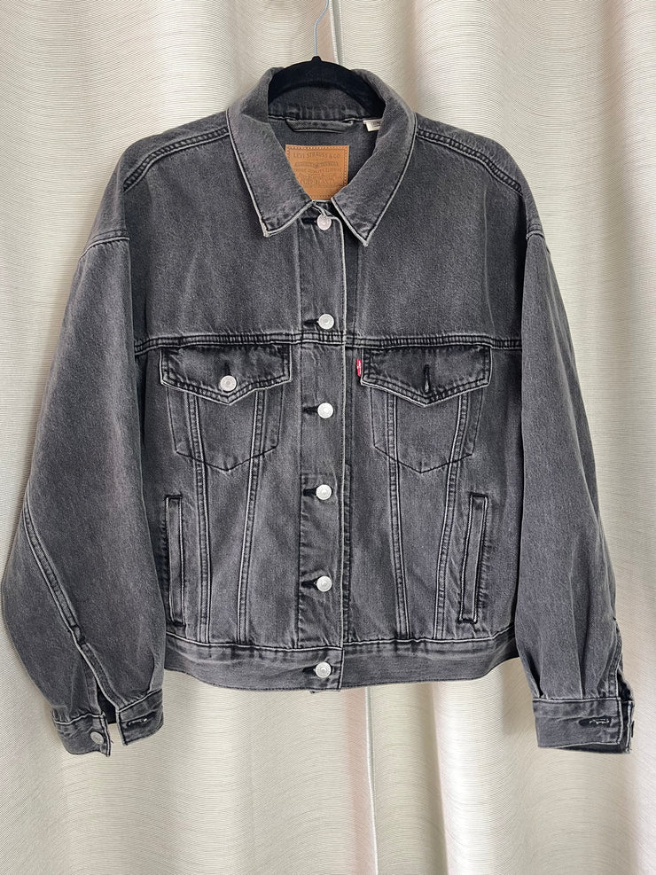Levi’s denim jacket - Small