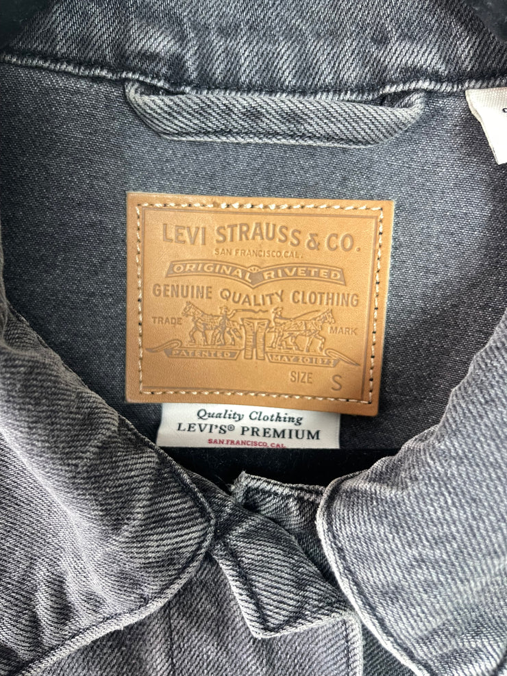 Levi’s denim jacket - Small