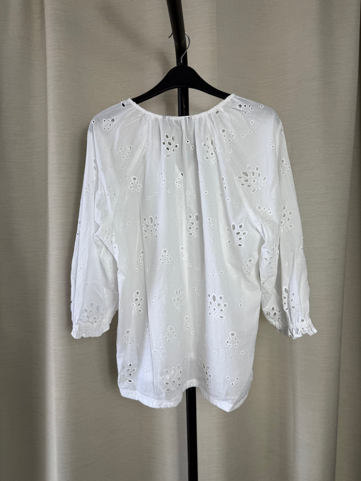 Marks and Spencer broderie anglaise white top - uk 16