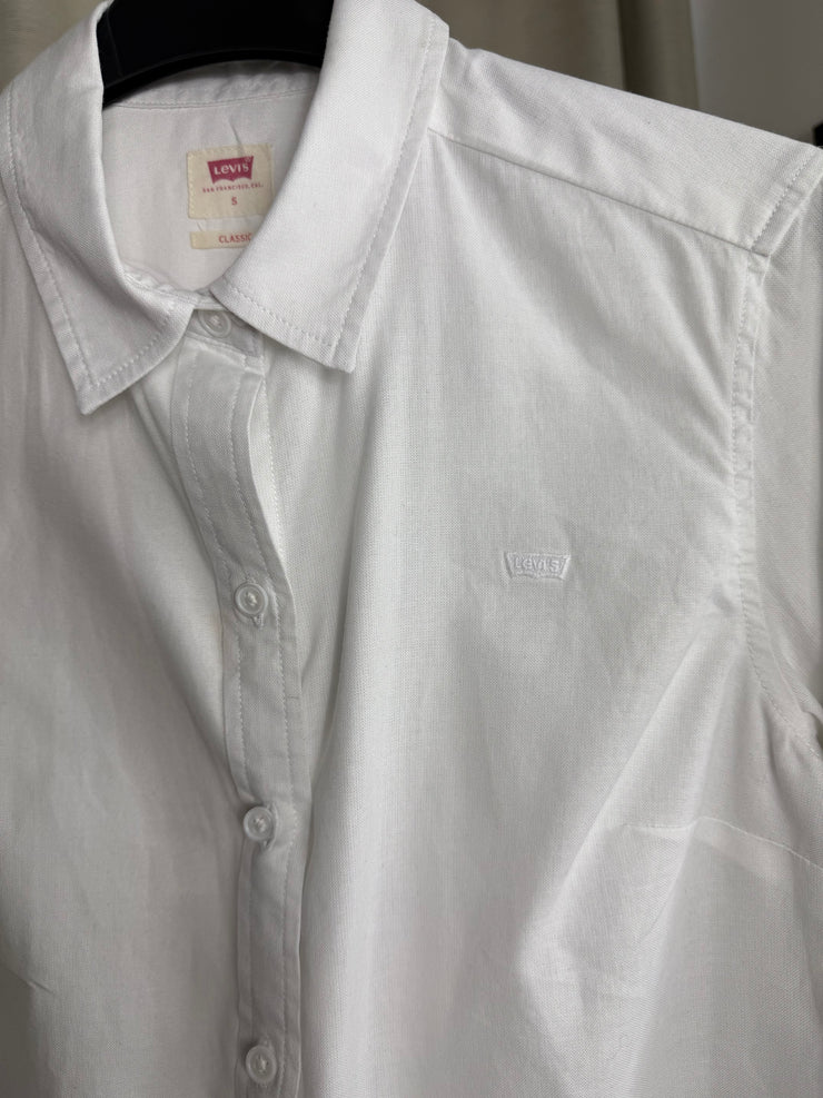 Levi's classic shirt - size small