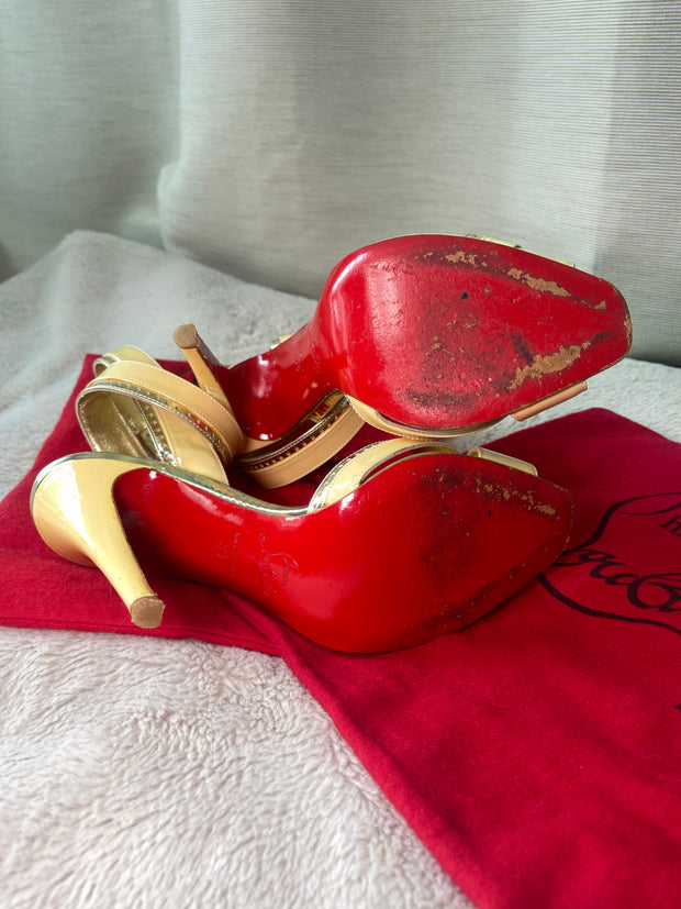 Christian Louboutin Leather Sandals - UK 5 (38)