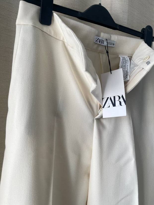 Zara butter yellow ecru straight trousers - Medium
